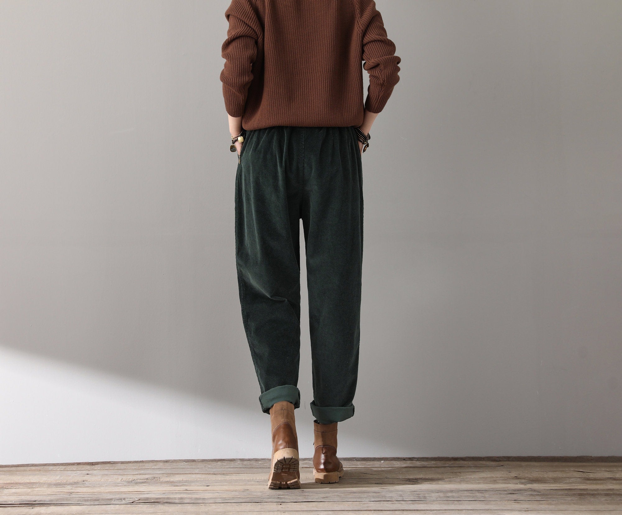 Casual Corduroy Harem Pants, Women's Tapered Pants, Elastic Waist Corduroy Pants, Womens oversized trousers, women's baggy pants C1814