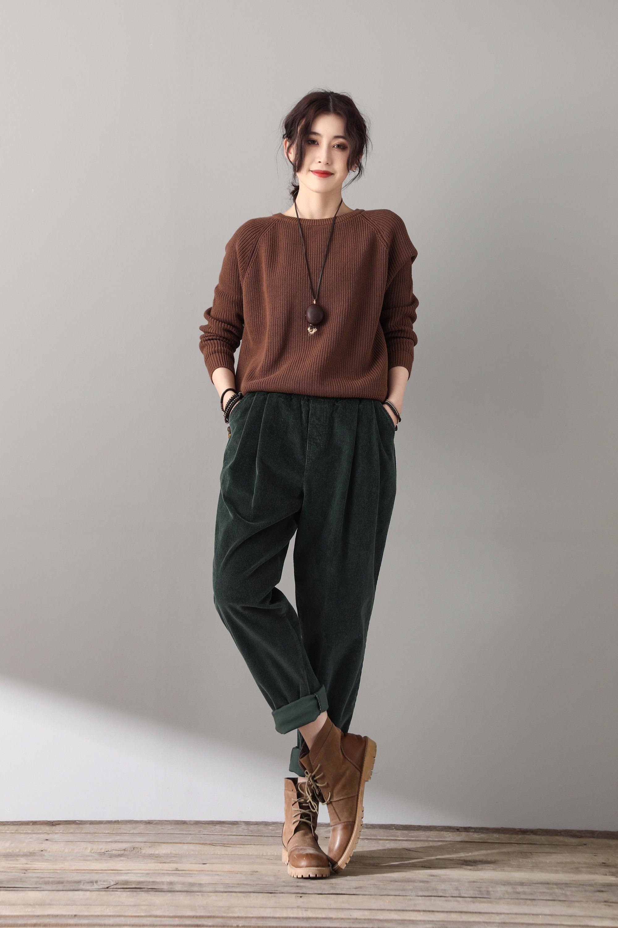 Casual Corduroy Harem Pants, Women's Tapered Pants, Elastic Waist Corduroy Pants, Womens oversized trousers, women's baggy pants C1814