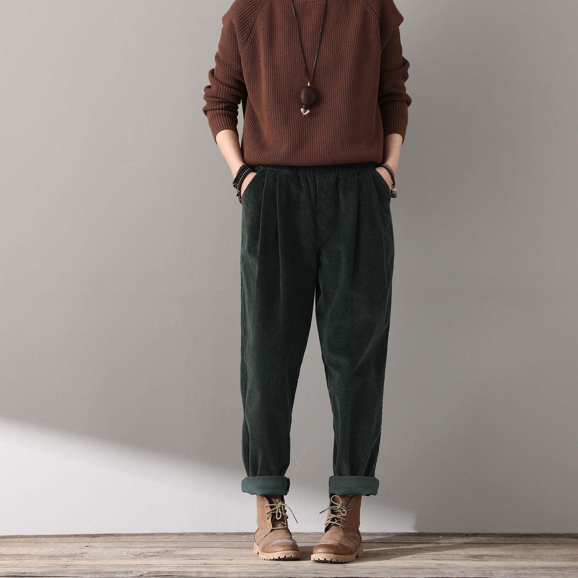 Casual Corduroy Harem Pants, Women's Tapered Pants, Elastic Waist Corduroy Pants, Womens oversized trousers, women's baggy pants C1814